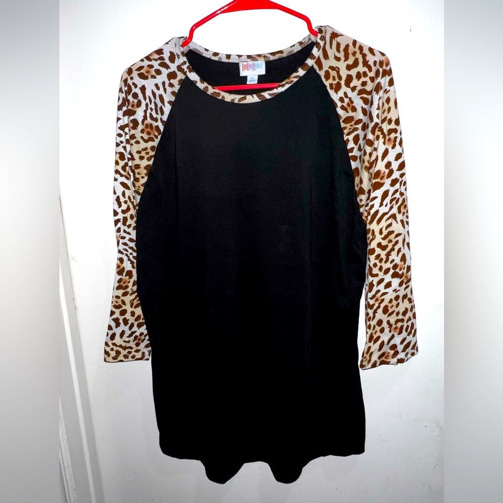 XL Animal Print LulaRoe 3/4 Sleeve Top